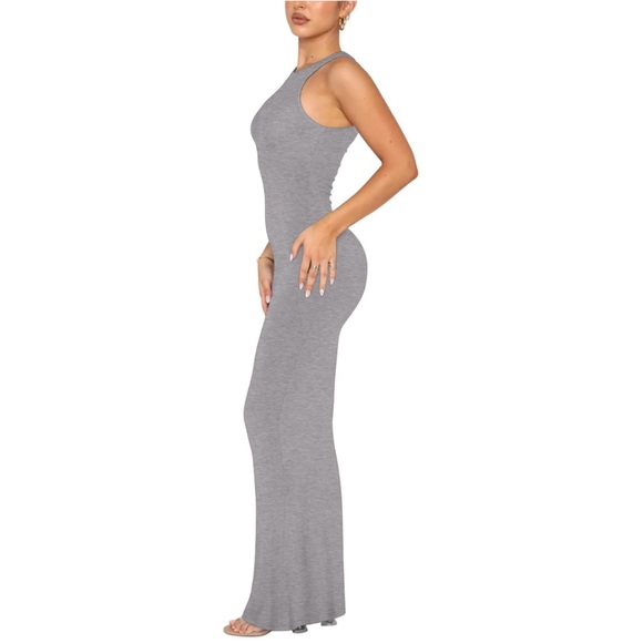 REORIA | Sleeveless Ribbed Bodycon Maxi Dress - Picture 2 of 7